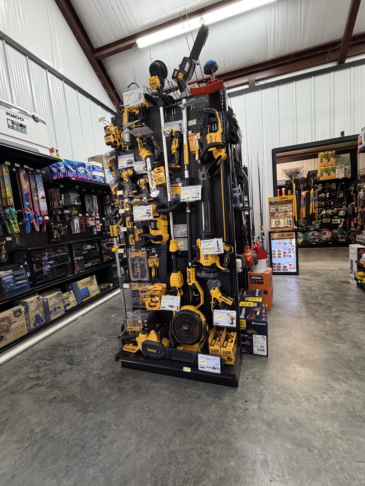 Hardware & Equipment